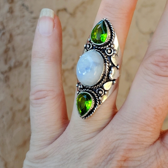 New Rainbow Moonstone & Peridot 925 Silver Statement Ring. - Picture 8 of 12